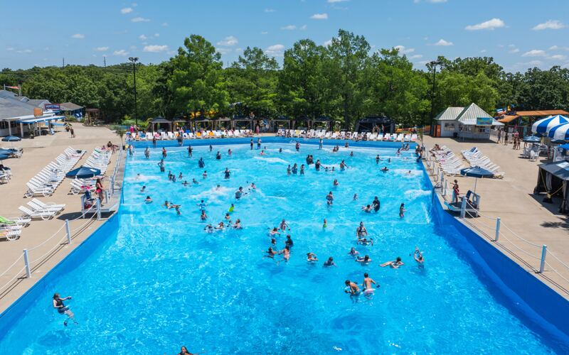 Breaker Beach wave pool